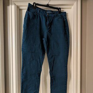 3/$23 Westport Dark Teal Denim Classic Fit Straight Leg Petite 14